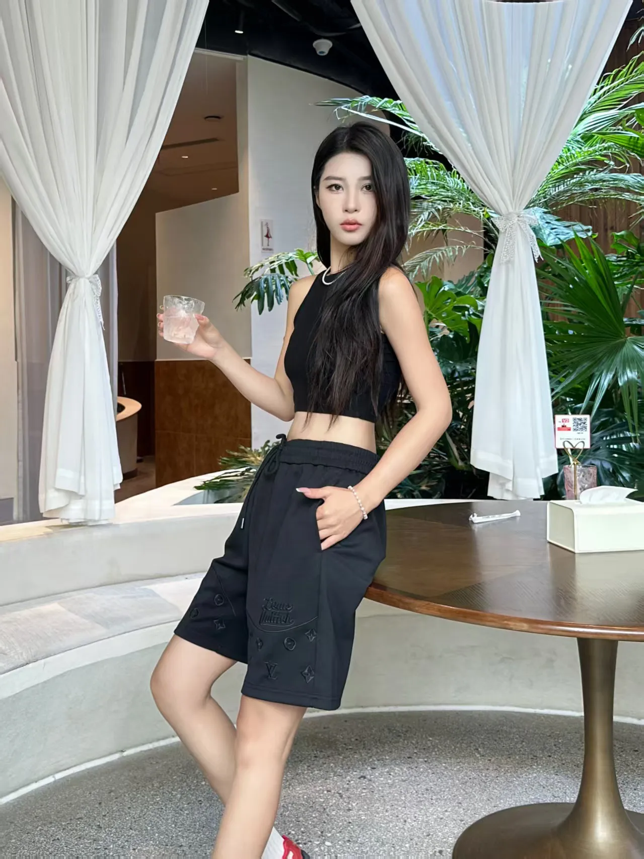 Louis Vuitton/Louis Vuitton hem dark pattern half-length presbyopic embroidered shorts
